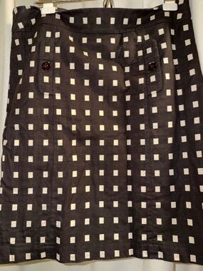 Ann Taylor Women's side-zip skirt Cream/brown square pattern; Lined, Sz 10